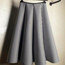 Load image into Gallery viewer, 2019 Midi Skirt Black And White Vertical Stripe Skirt Tutu Skirt A Cotton Women Autumn And Winter Skirts Free Shipping