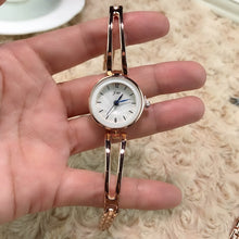 Load image into Gallery viewer, Casual Women Luxury Watch Fashion Bracelet Watches 2019 Ladies Simple Quartz Wristwatch With Hook Buckle Rose Gold Woman Watch