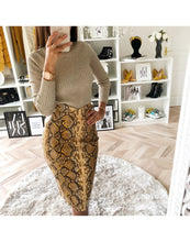 Load image into Gallery viewer, Hot Chic Womens Snake Skin Printed Bodycon Skirt High Waist Party Club Cocktail OL Skirt Pencil Stylish New