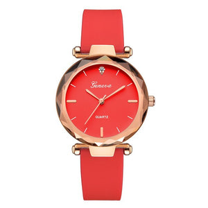 Classic Womens watch Multi-color Optional Fashion Womens Ladies Watches Geneva Silica Band Analog Quartz Wrist Watch Senhoras as