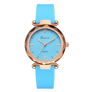 Classic Womens watch Multi-color Optional Fashion Womens Ladies Watches Geneva Silica Band Analog Quartz Wrist Watch Senhoras as